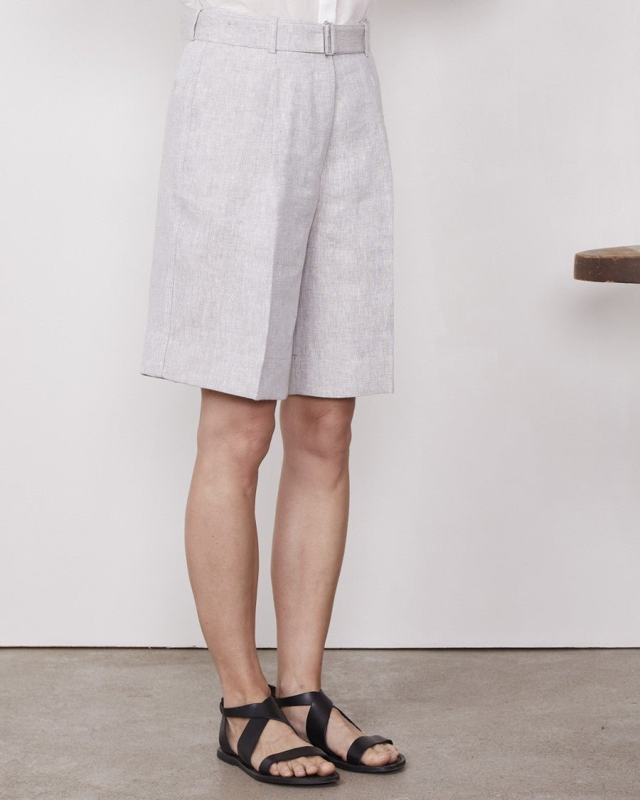 Officine Generale High-Waisted Beige Shorts With Permanent Pleat