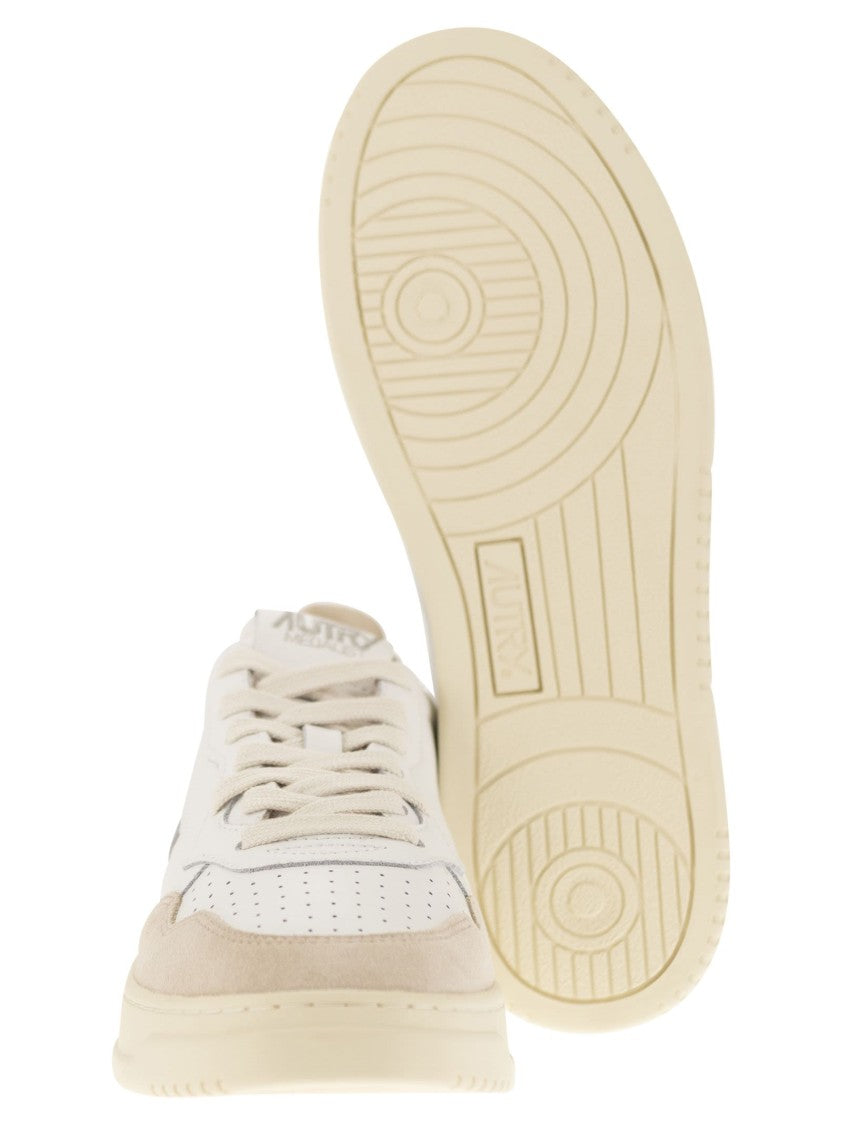 Autry Medalist Low - Leather And Suede Sneakers