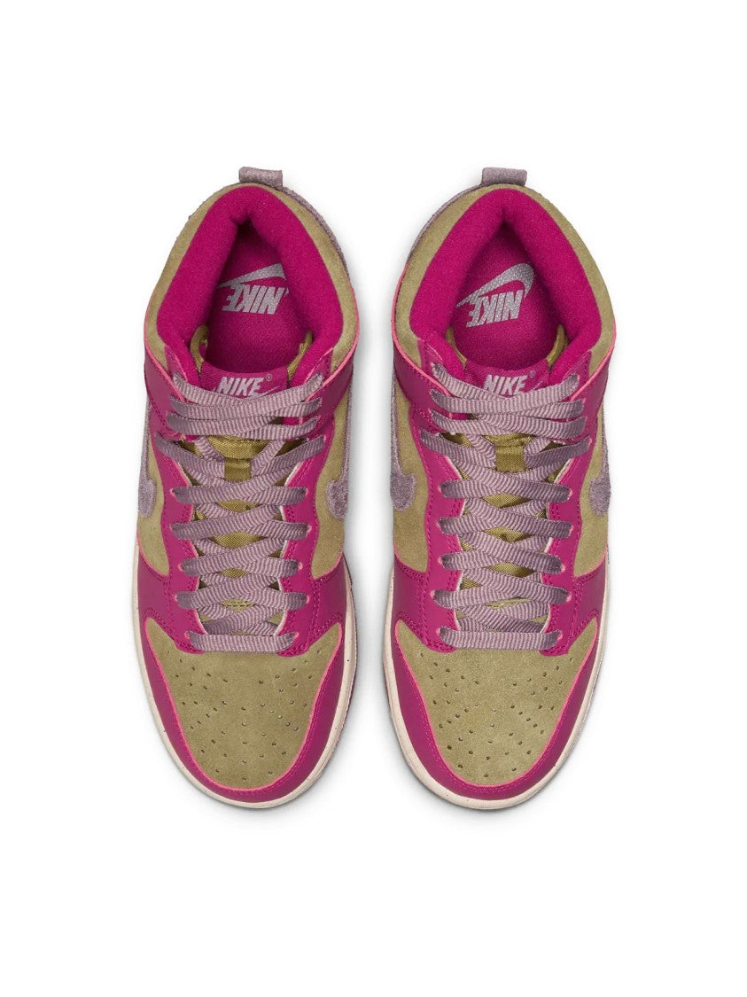 Nike Dunk High Sneakers