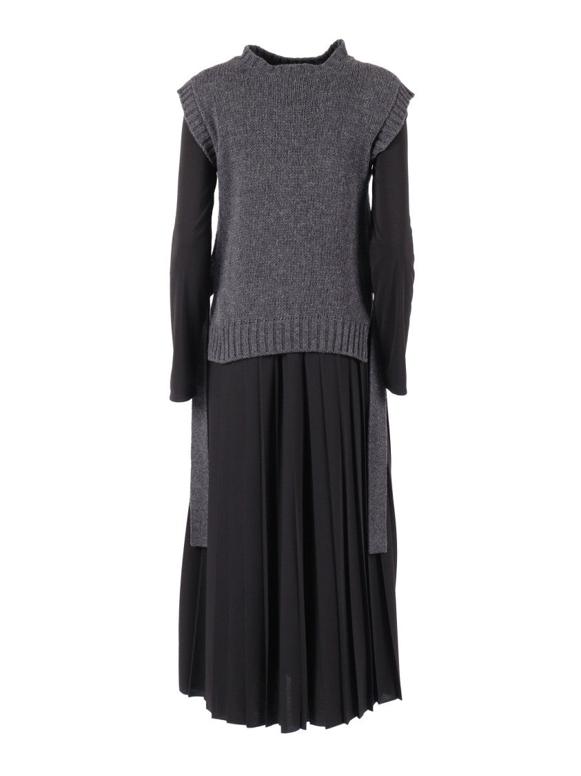 Max Mara Sleek Black Jersey Midi Dress With Fitted Silhouette