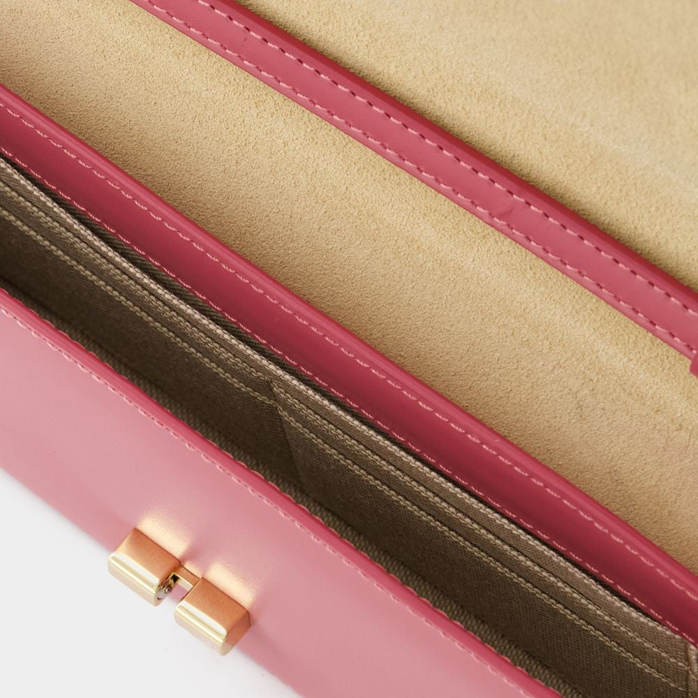 A.P.C. Grace Chaine Crossbody - Leather - Pink