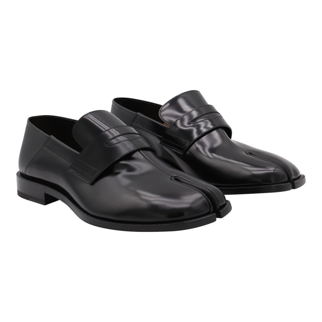 Maison Margiela Polished Black Leather Loafers With Split-Toe Design