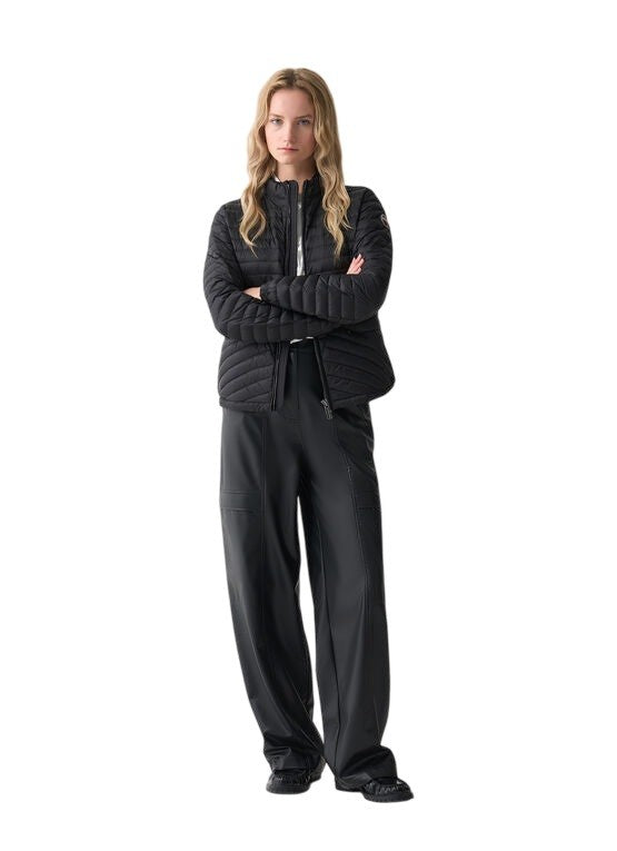 Colmar Fitted Water-Repellent Horizontal Quilted Jacket