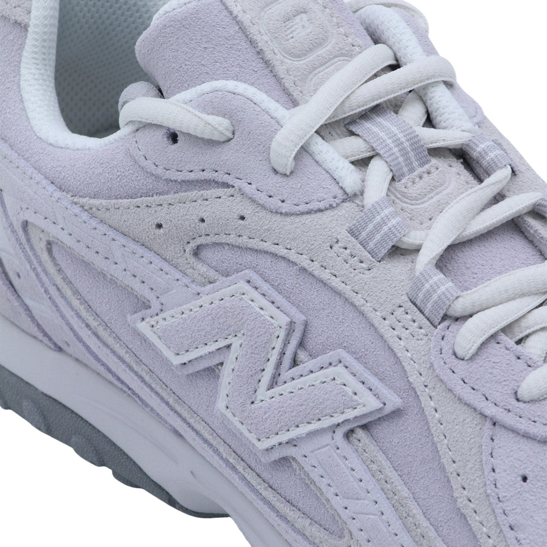 New Balance Classic Low-Top Sneakers