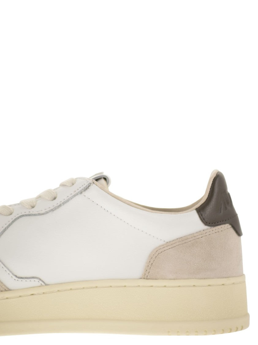 Autry Medalist Low - Leather And Suede Sneakers