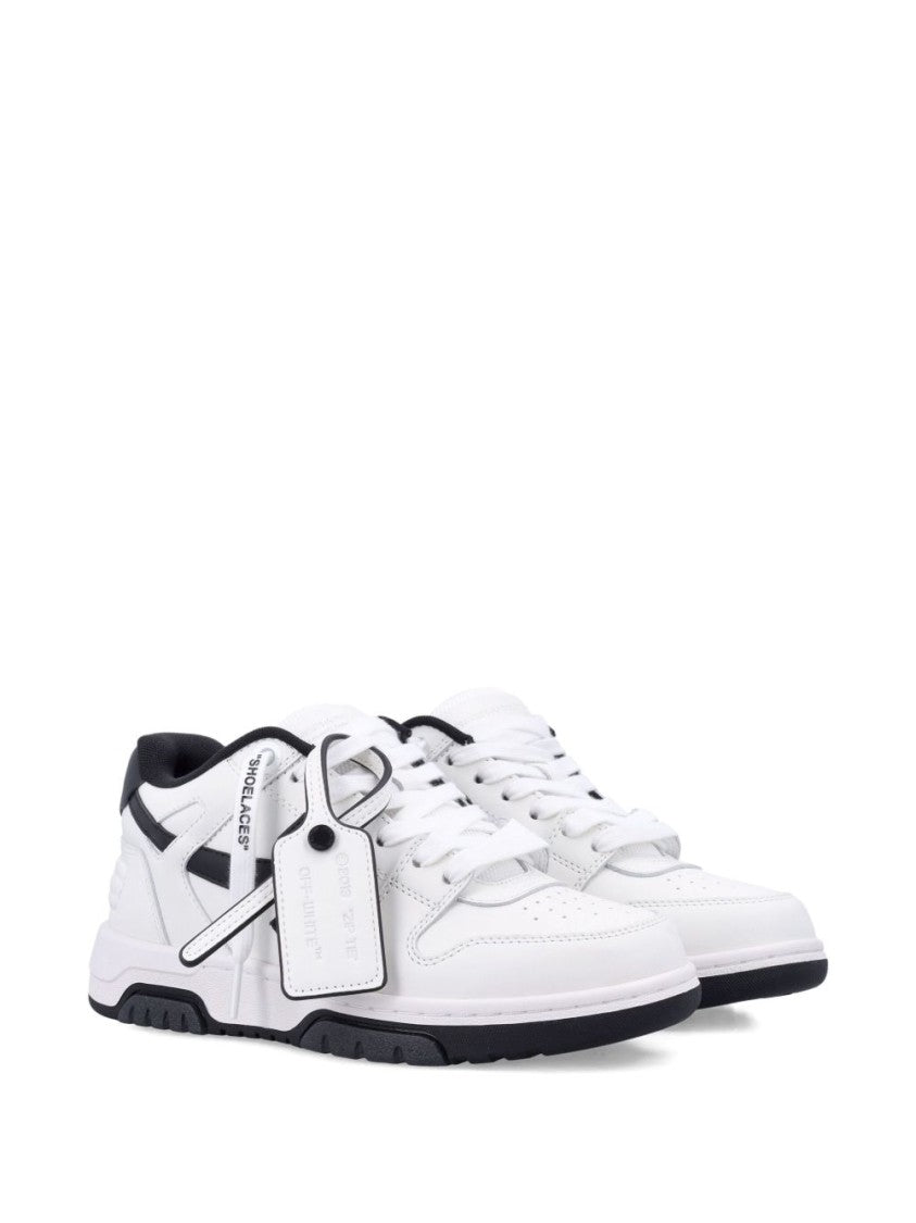 Off-White Low-Top Sneakers With Contrast Accents