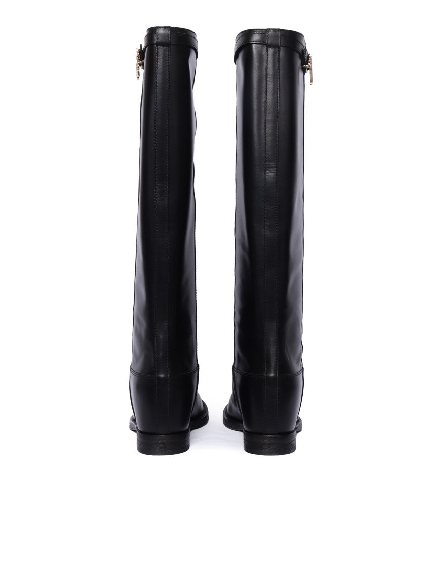 Via Roma 15 Boot With Vr Pendant Belt