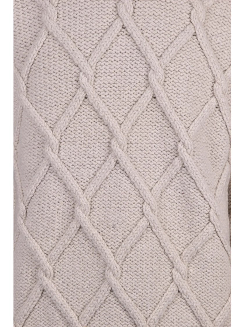 Eleventy Textured Wool Crewneck Sweater With Versatile Appeal