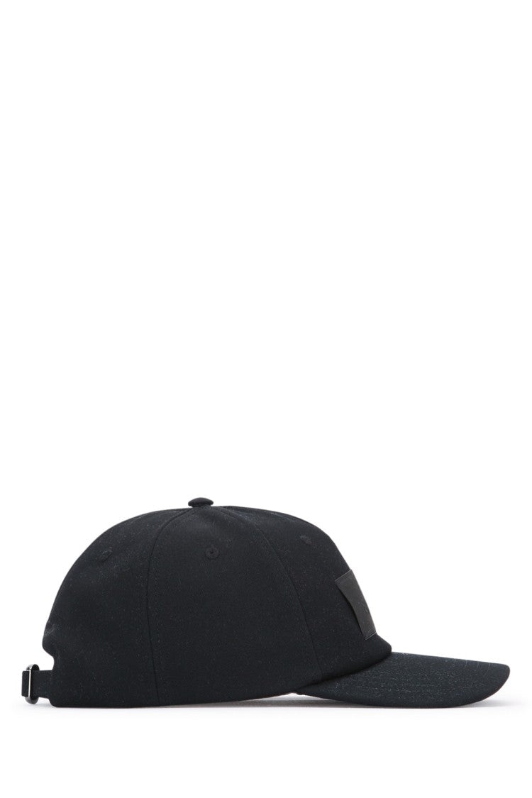 Valentino Garavani Classic Black Baseball Cap With Structured Brim
