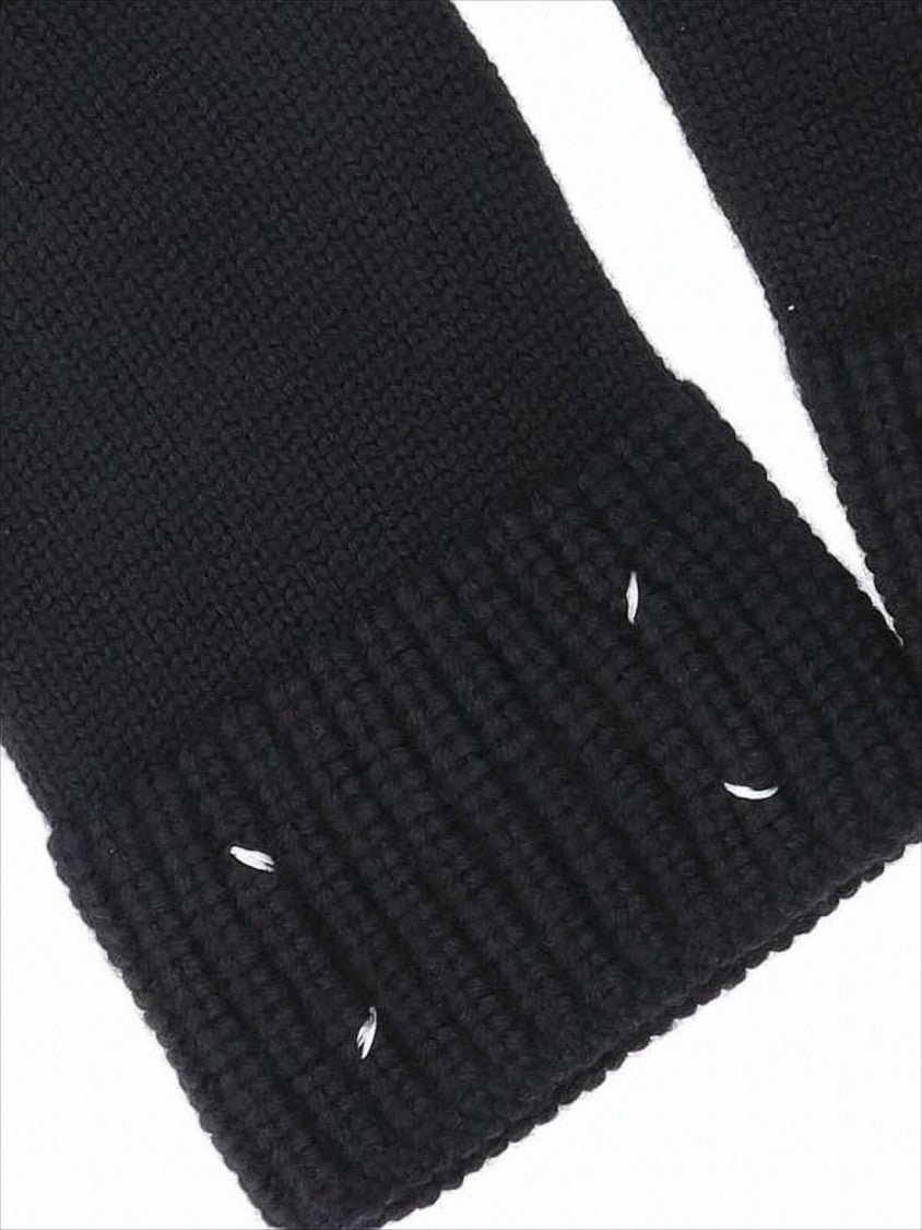 Maison Margiela Ribbed Knit Gloves With Four Stitch Detailing