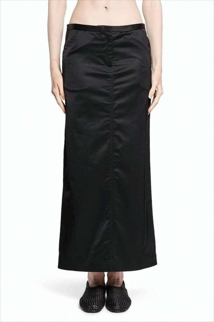 Totême Long Black Skirt With Straight Silhouette
