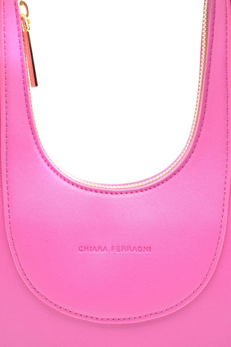 Chiara Ferragni Shoulder Bag With Sleek Design And Functional Zipper Closure