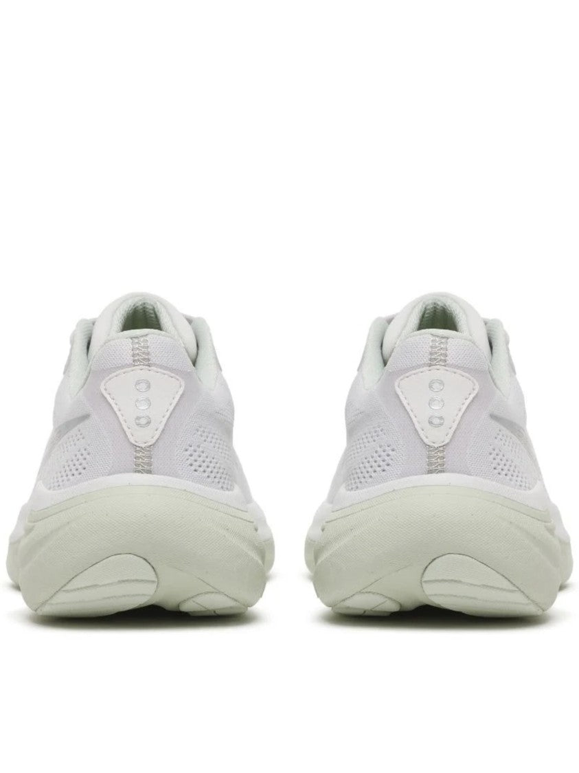 Saucony Breathable White Running Shoes With Cushioned Midsole