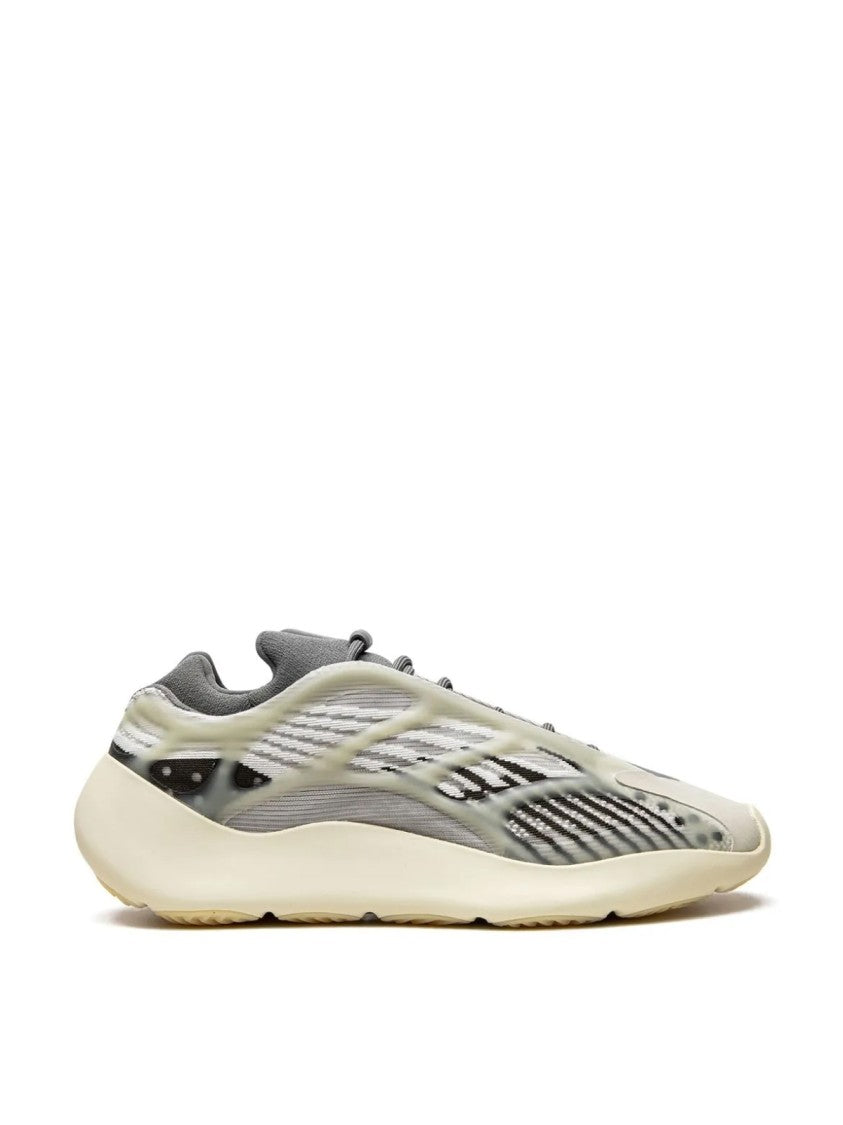 Yeezy Adidas Yeezy 700 V3 Fade Salt Sneakers