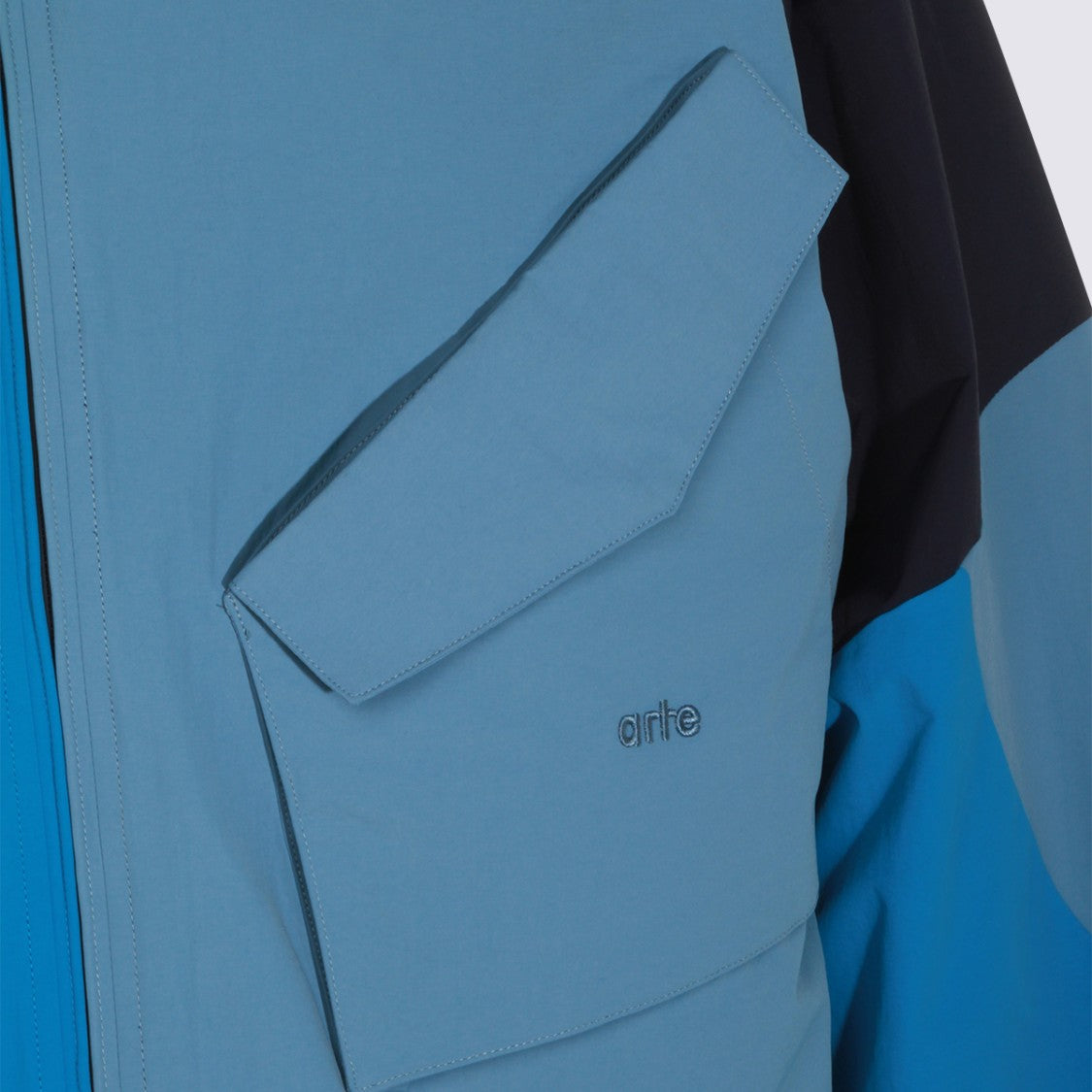 Arte Antwerp Color-Block Men's Jacket With Hood And Flap Pockets