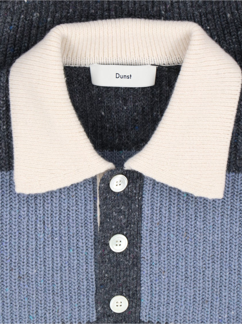 Dunst Ribbed Knit Sweater With Contrasting Collar
