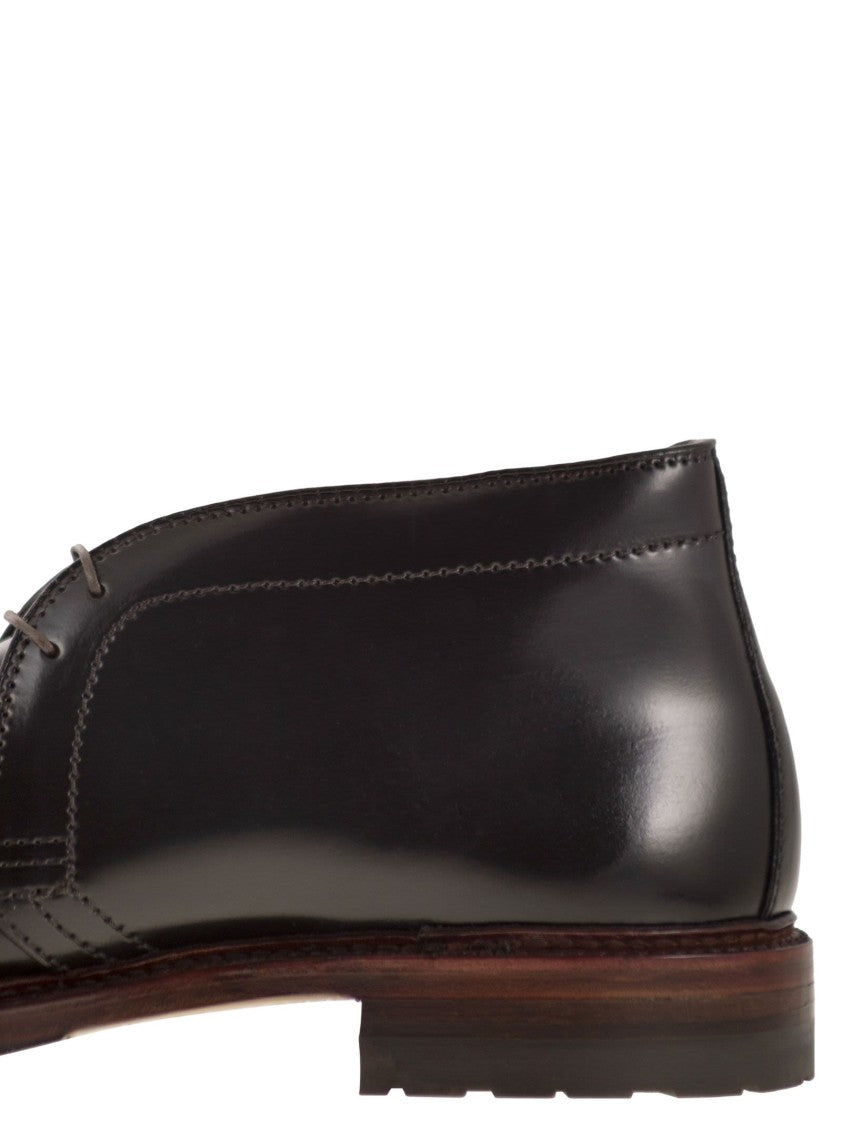 Alden Classic Chukka Shoe