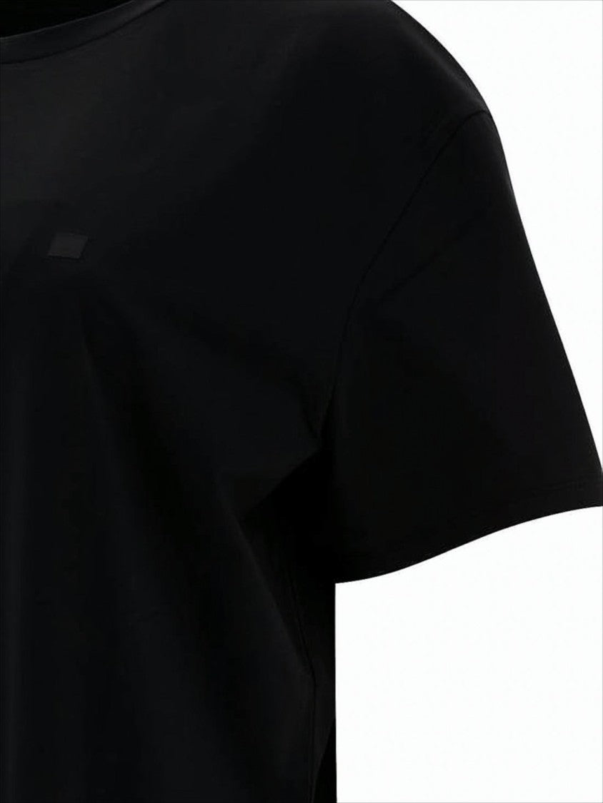 Acne Studios Minimalistic Black Short-Sleeved T-Shirt With Classic Fit
