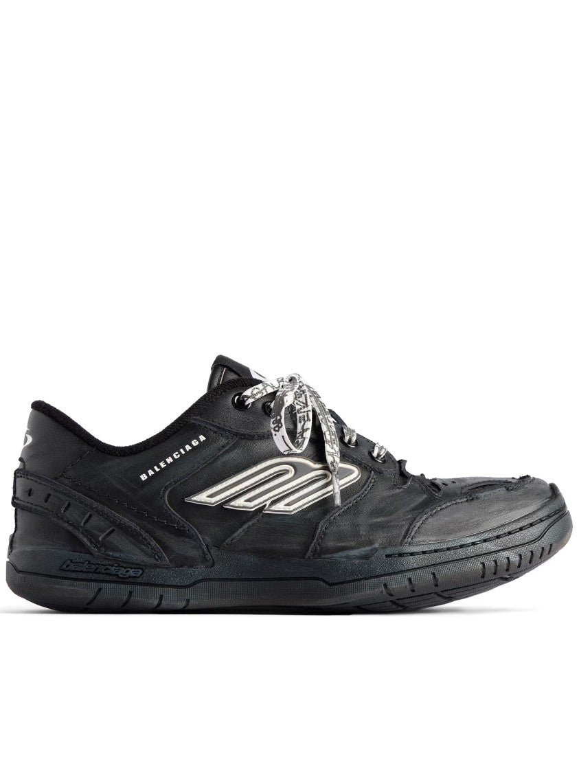 Balenciaga Sleek Black Low-Profile Sneakers With Textured Sole And Patterned Laces