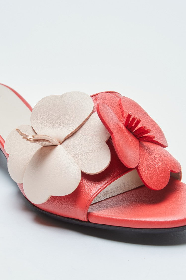 N°21 Mule With Flower Detail