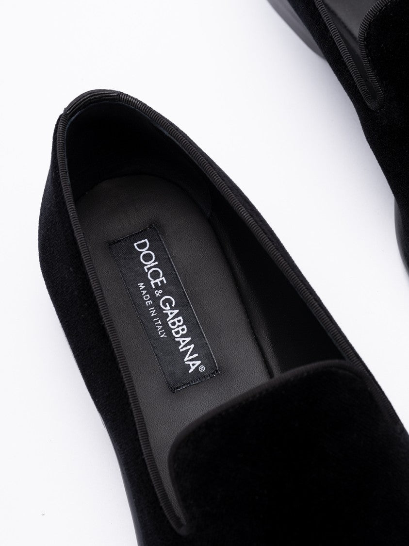 Dolce & Gabbana Minimalist Black Loafers With Velvety Texture