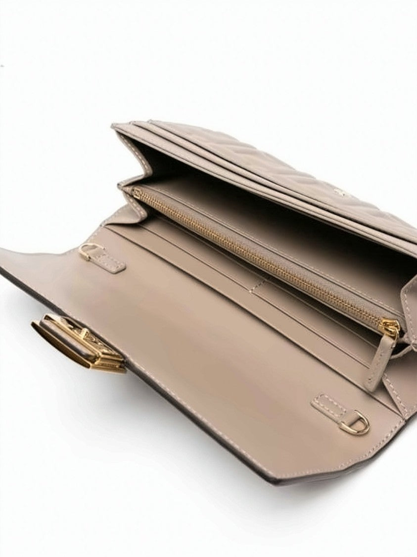 Fendi Lambskin Leather Chain Shoulder Bag
