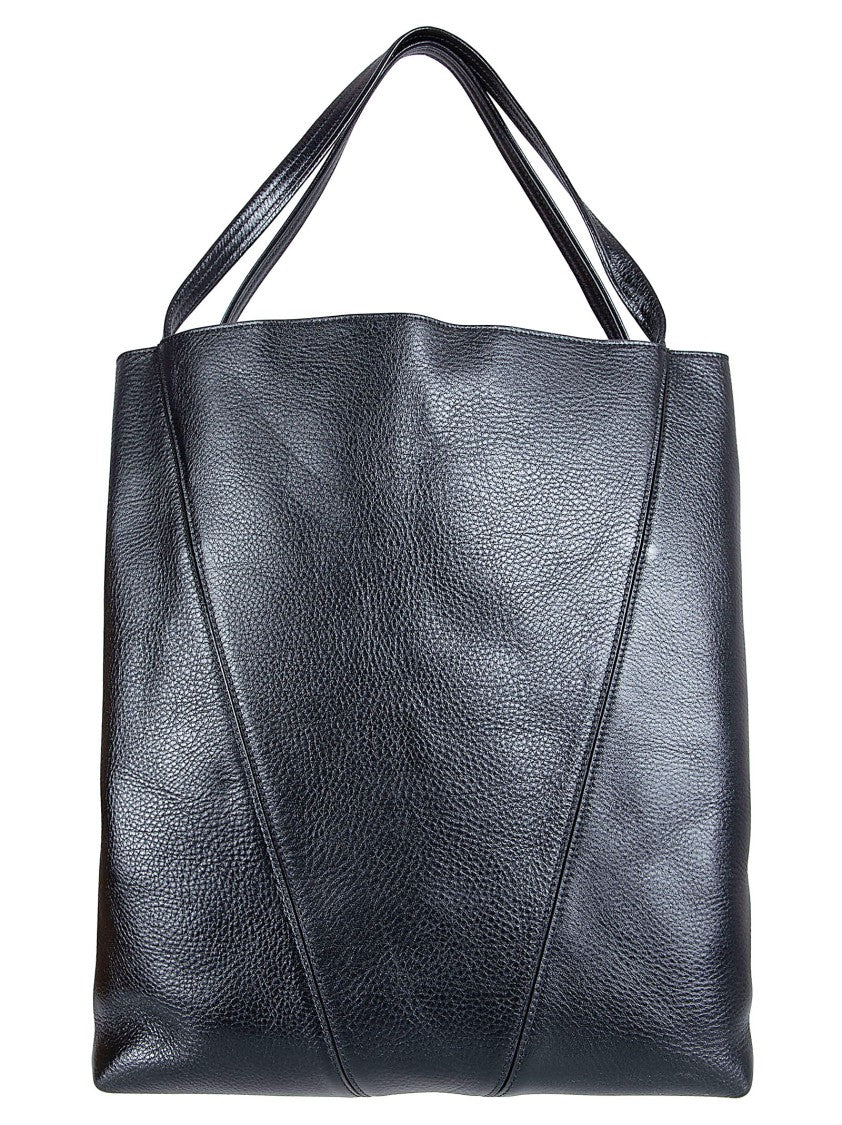 Chloé Textured Leather Tote With Gold-Tone Chain Accents