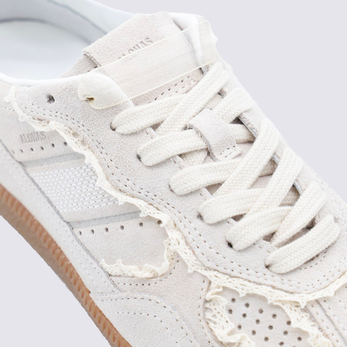 Alohas Textured Beige Low-Top Sneakers