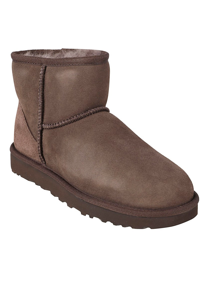 Ugg Suede Ankle Boots With Plush Twinface Lining And Textured Sole