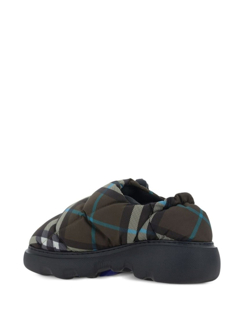 Burberry Quilted Beige Sandals With Distinctive Plaid Pattern