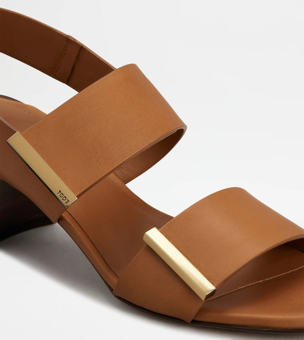 Tod's Sand. Cuoio T55 03L Metal Strap Sandals
