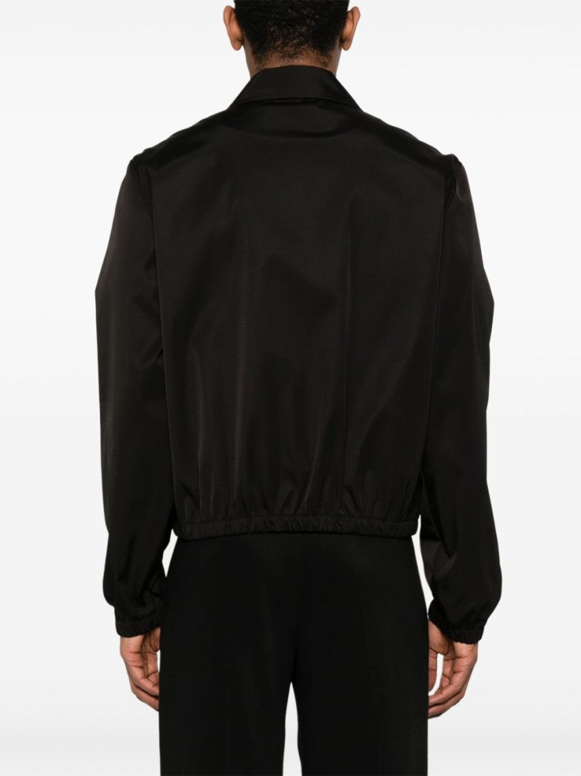 Ami Sleek Black Jacket With Versatile Two-Way Zip