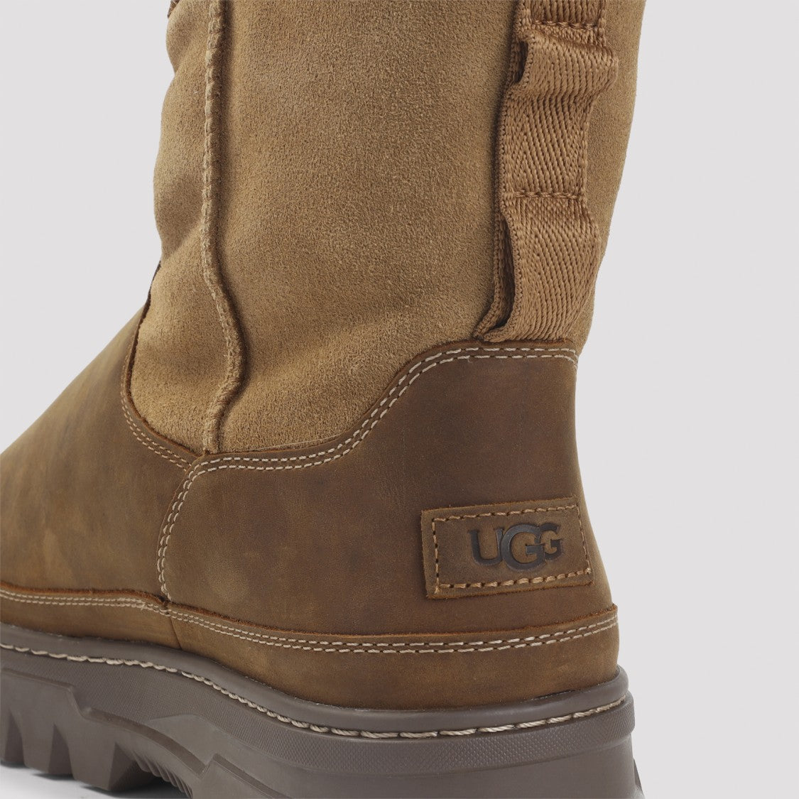 Ugg Heritage Pull-On Trailgazer Boots