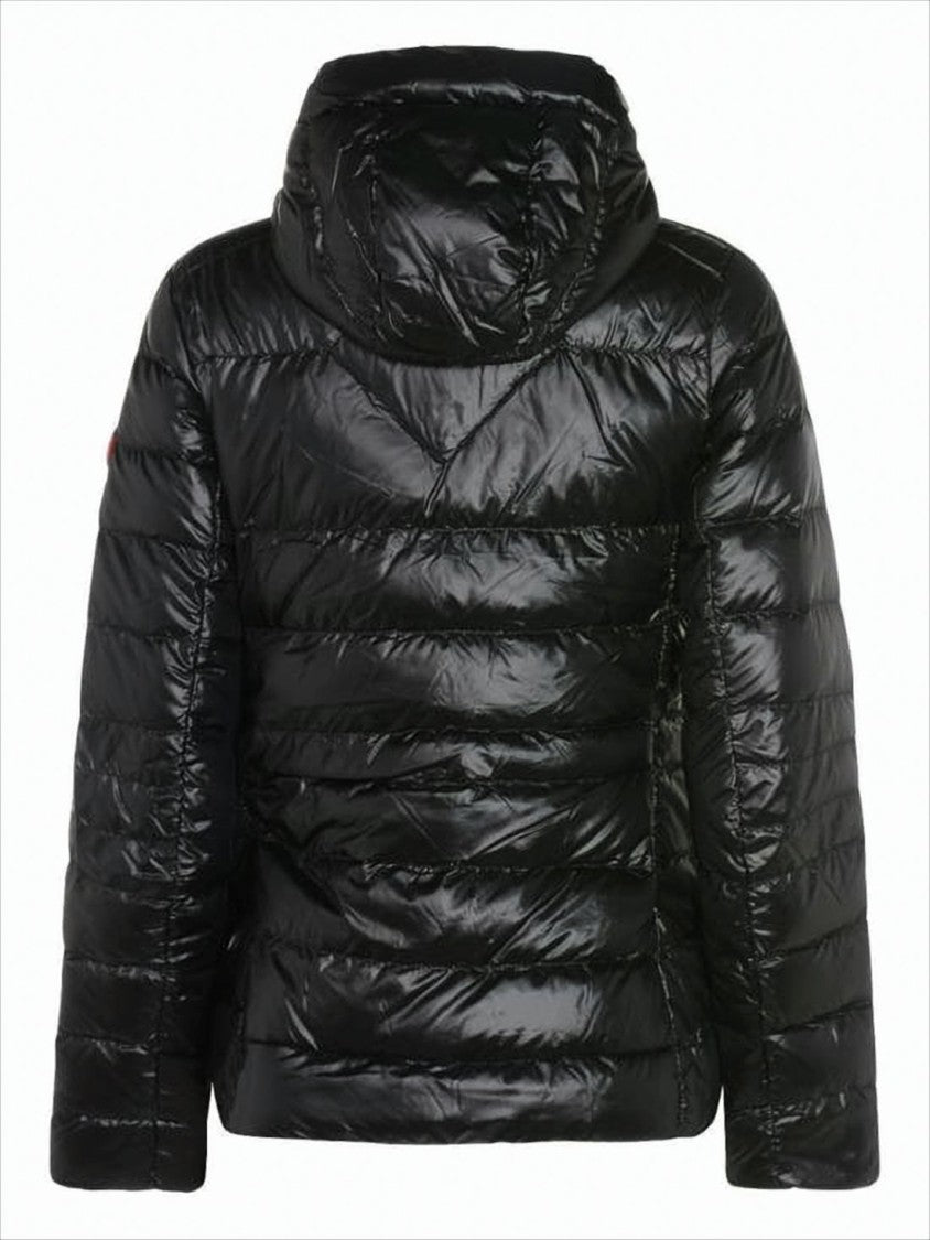Canada Goose Fitted Black Down Jacket With Quilted Design