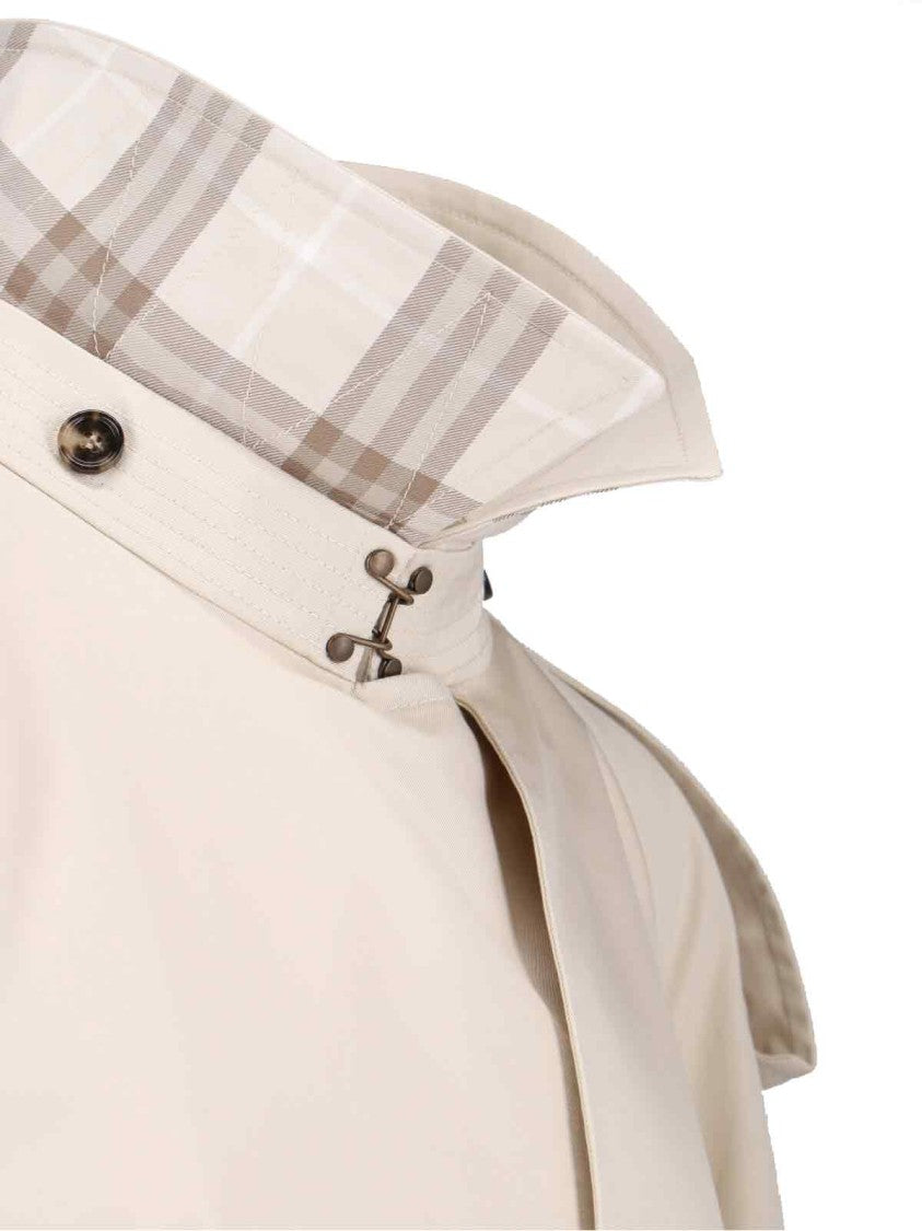 Burberry "Fitzrovia" Double-Breasted Trench – White