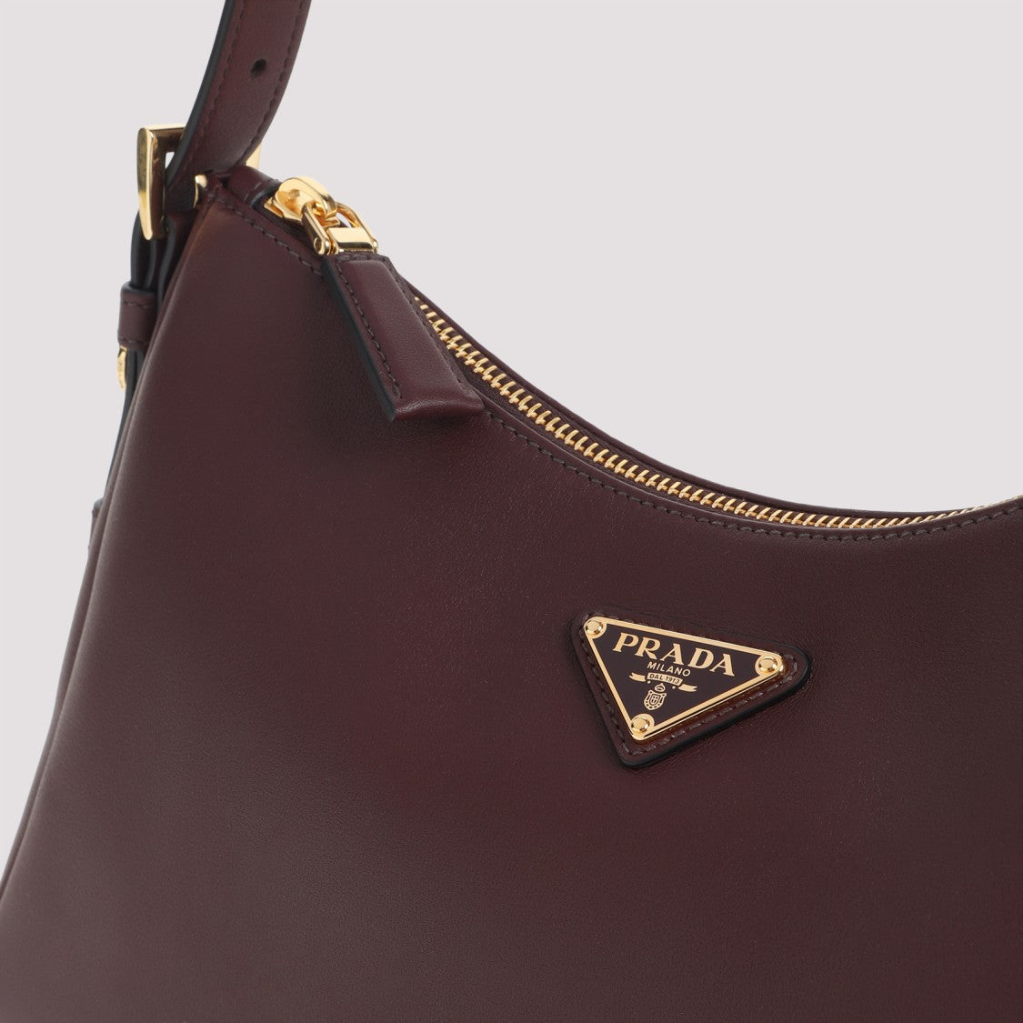 Prada Red Leather Handbag With Subtle Logo Detail