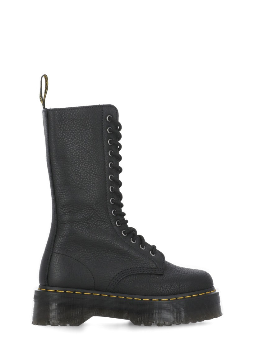 Dr. Martens 1B99 Quad Boots