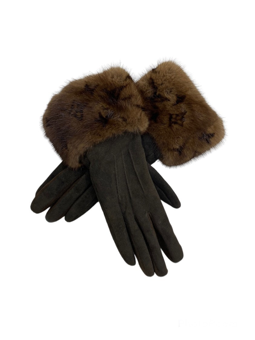 Louis Vuitton Mink Gloves
