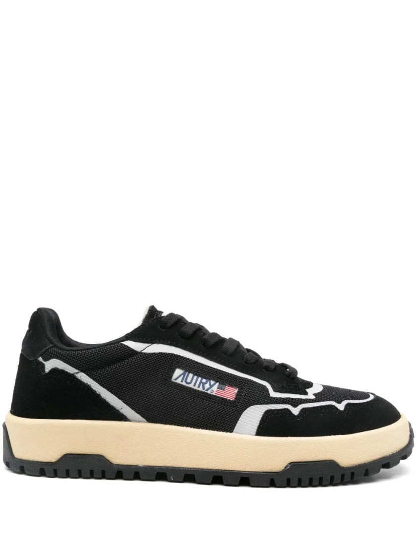 Autry Black Wild Pace Sneakers
