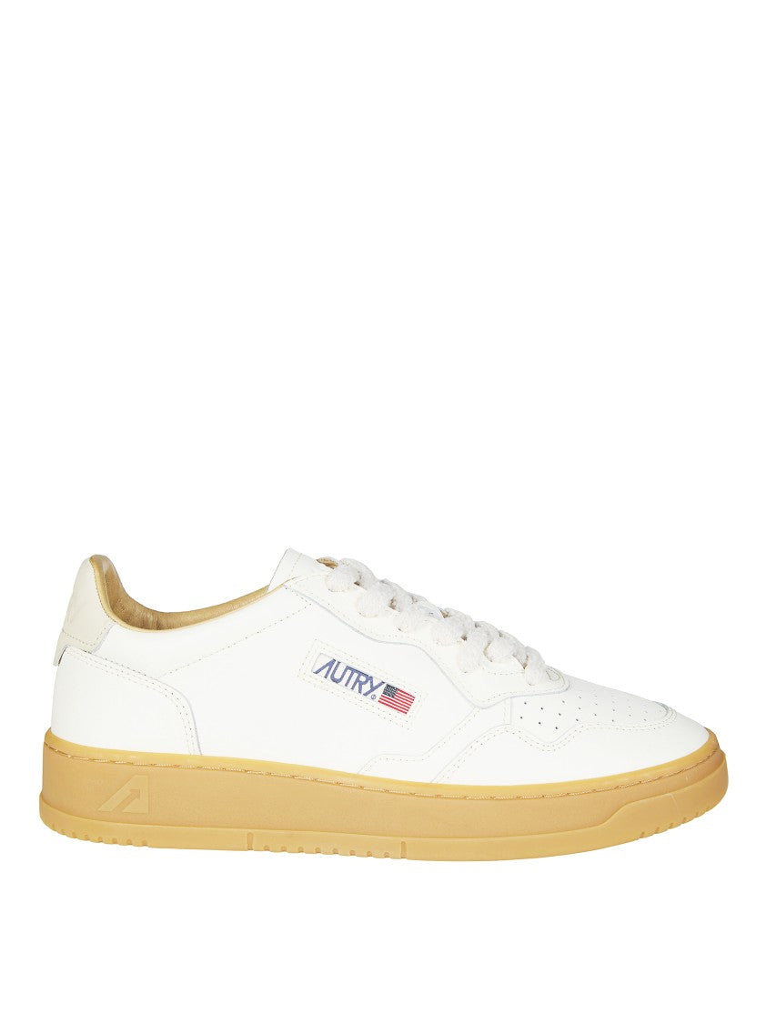 Autry White Medalist Low Leather Sneakers