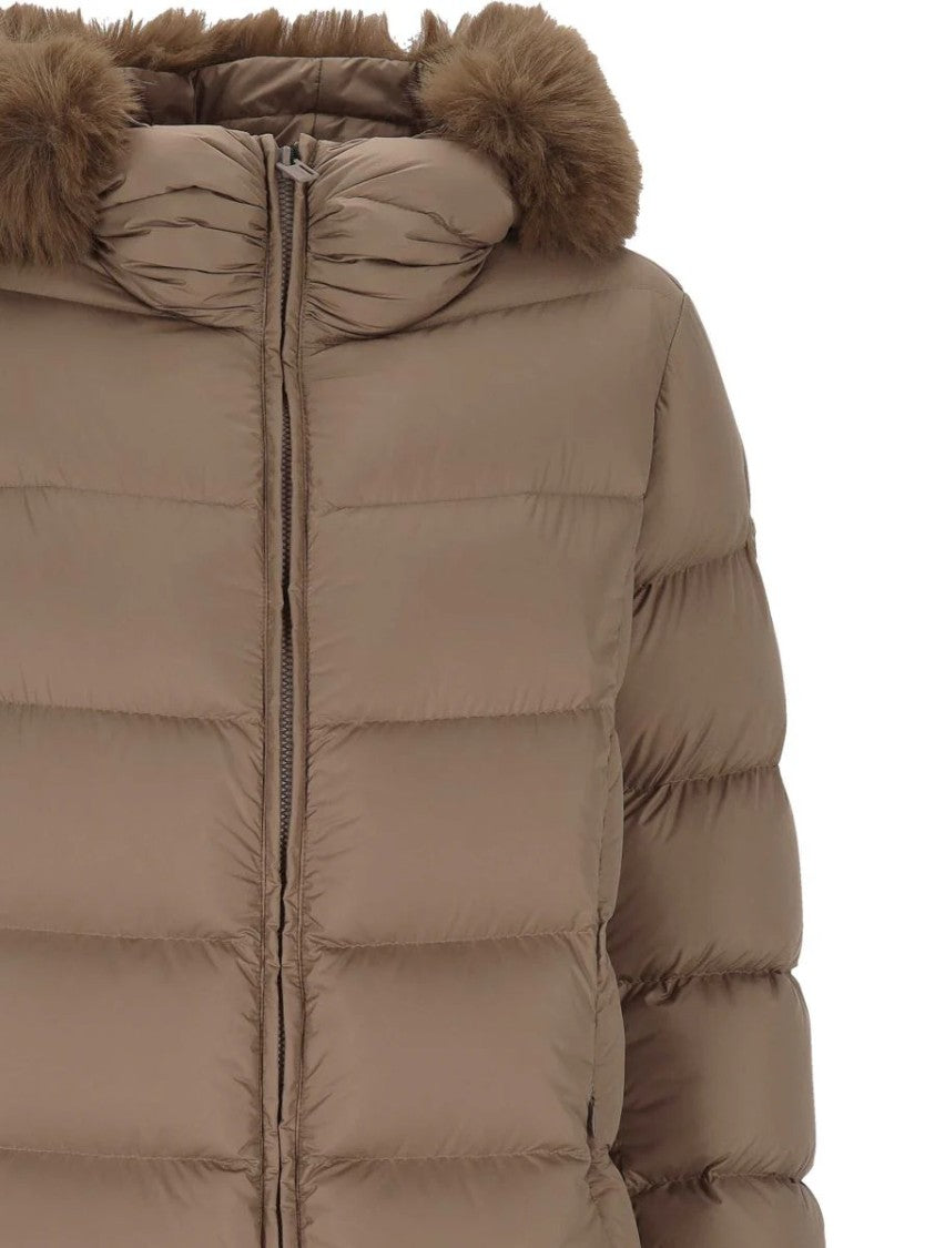 Colmar Originals Tailored Women's Garment With Modern Silhouette And Subtle Detailing
