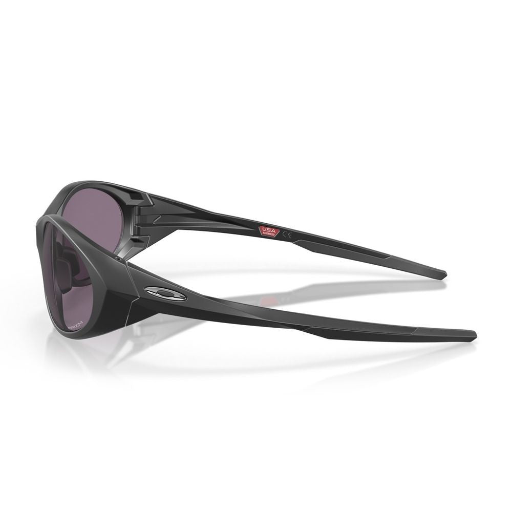 Oakley Oo9438 - Eyejacket Redux Matte Black Oval Frame Sunglasses