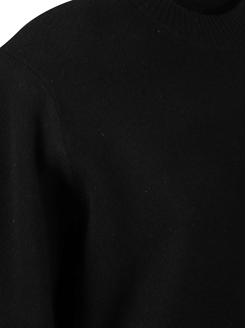 Iro Three-Quarter Sleeve Black Sweater With Fitted Silhouette