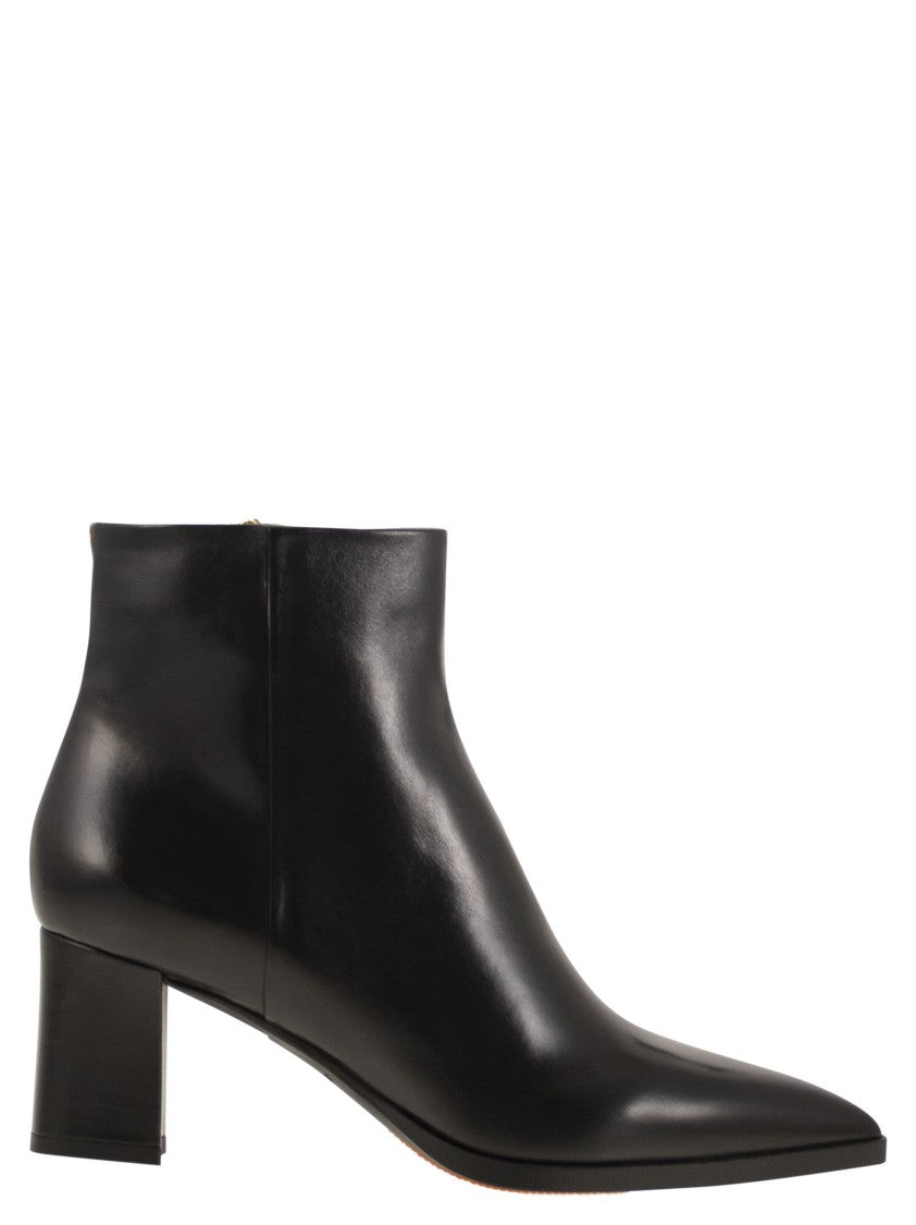 Santoni Medium Heel Leather Ankle Boot