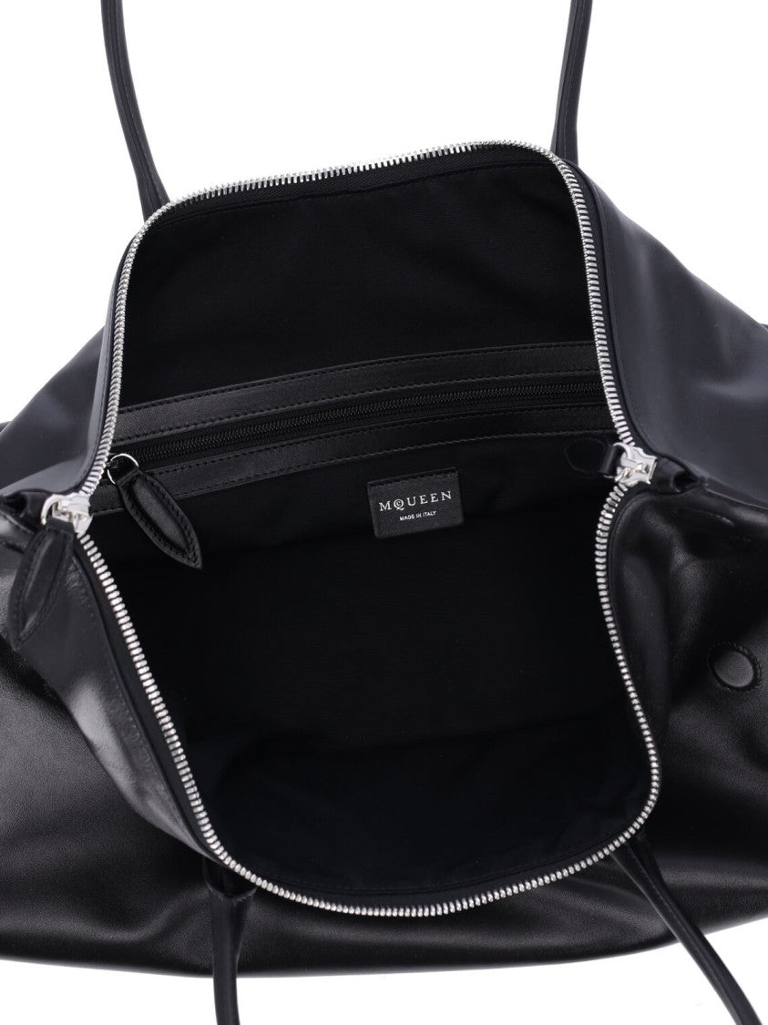 Alexander Mcqueen "Manta" Large Shoulder Bag – Black