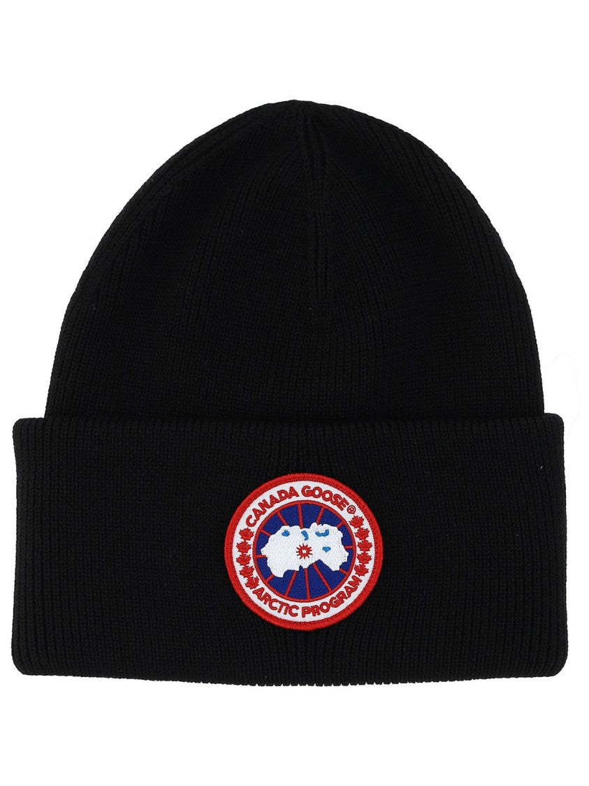 Canada Goose Classic Black Hat With Rounded Crown And Short Brim