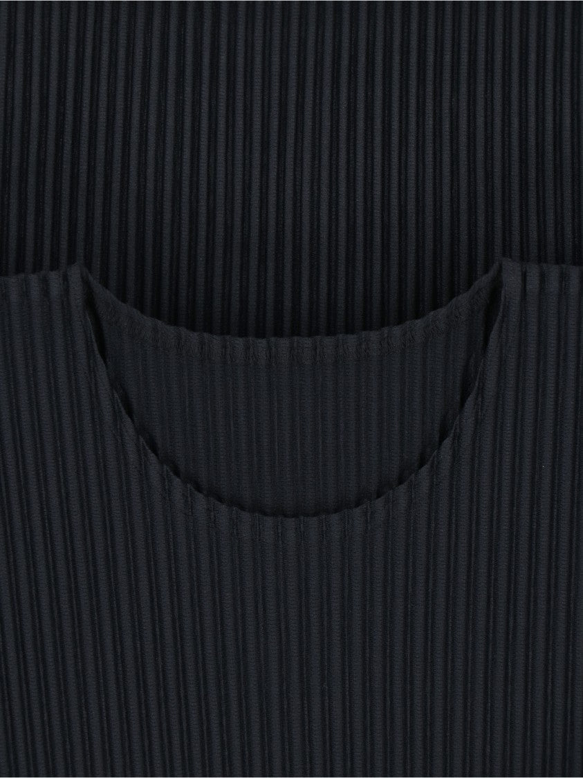 Homme Plissé Issey Miyake Pleated T-Shirt – Black