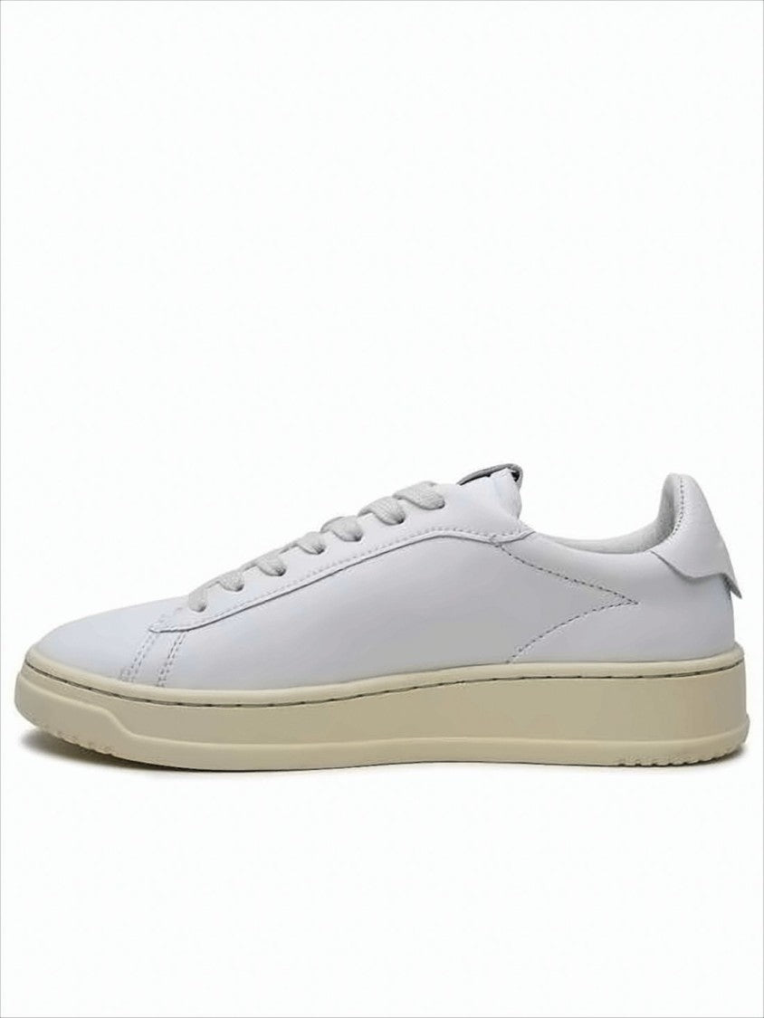 Autry Low-Top Off-White Sneakers With Vintage Rubber Sole