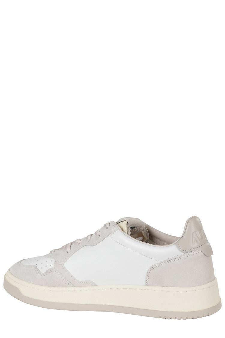 Autry White Gray Medalist Low Two-Tone Laces Leather Sneakers