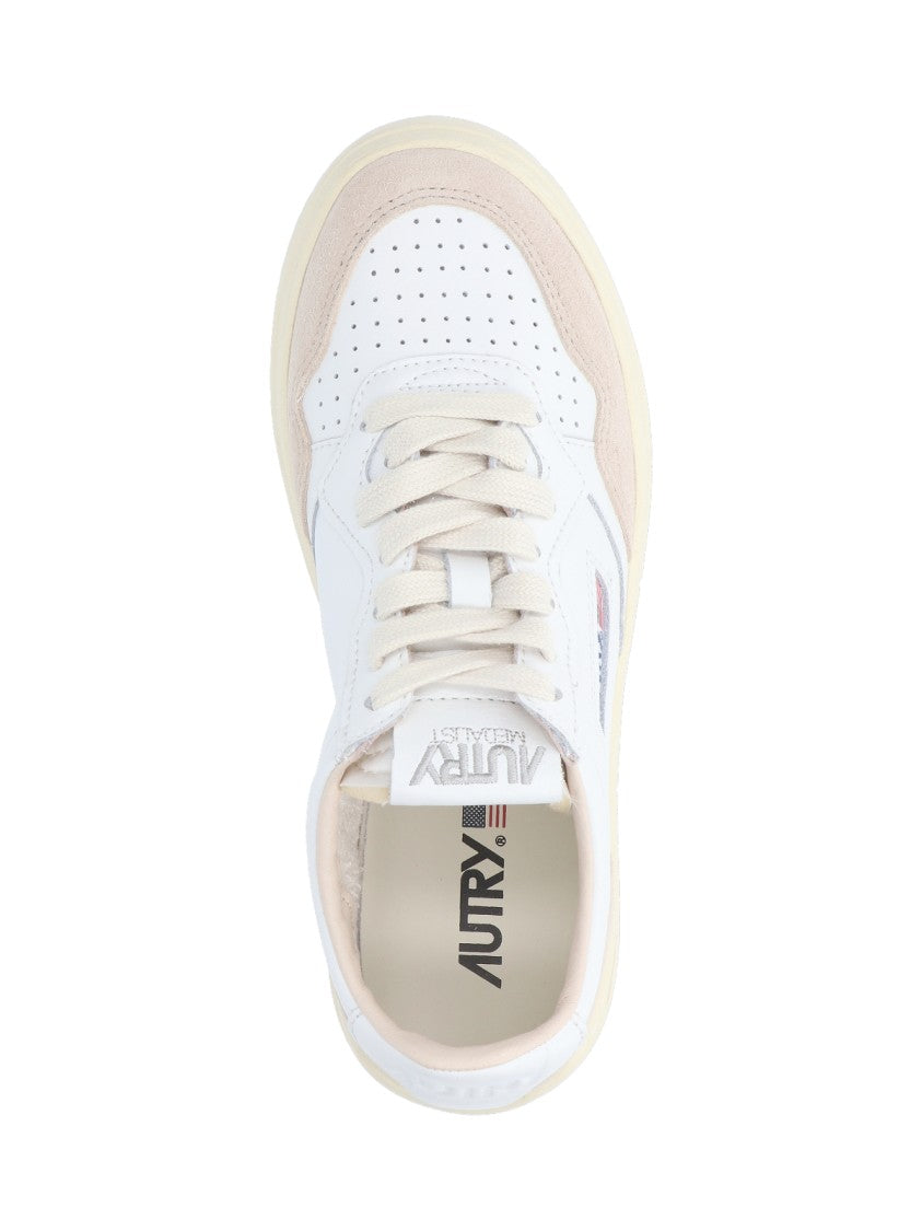 Autry White Medalist Rounded Toe Sneakers